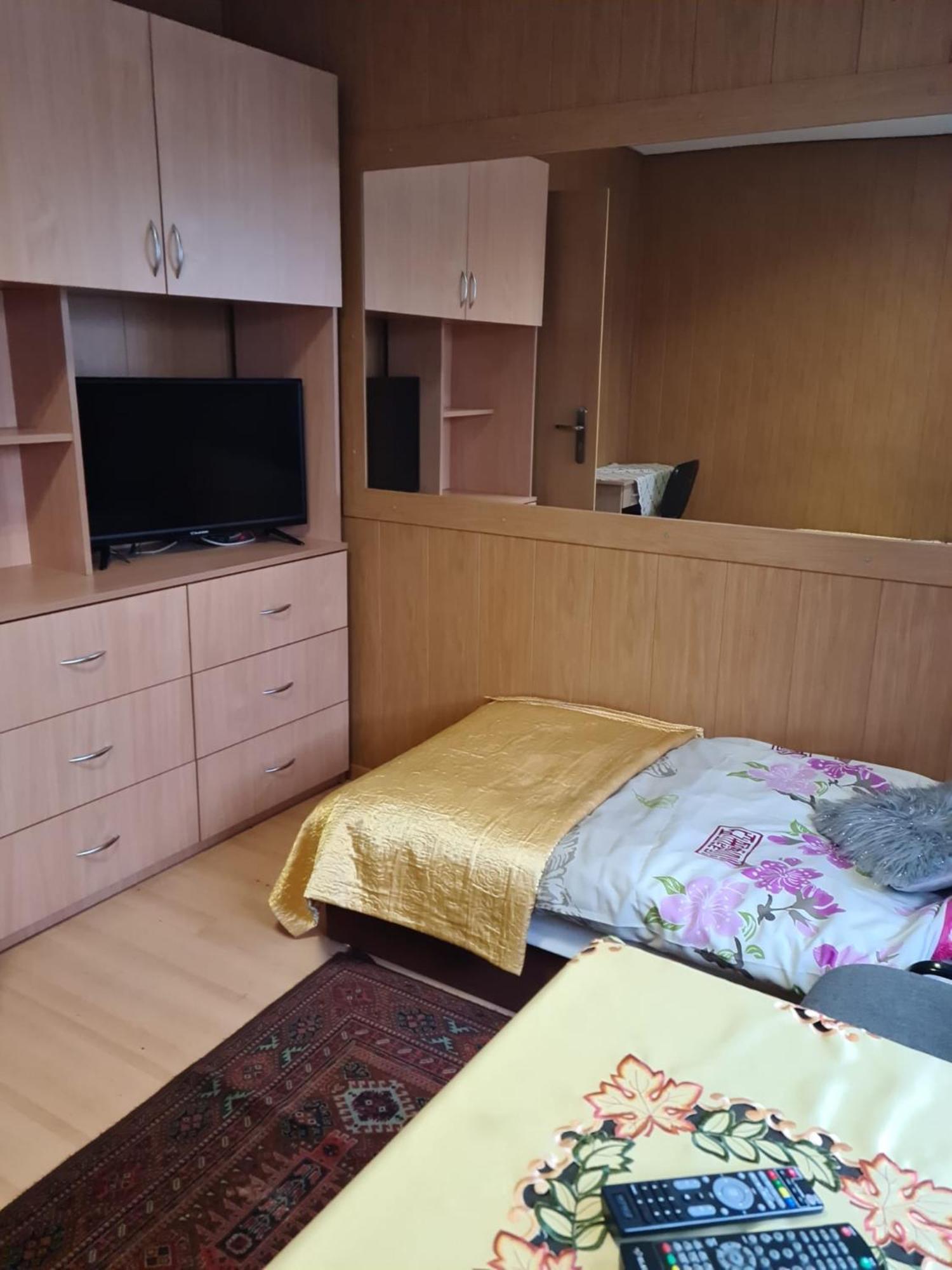 Alfa Noclegi Jędrzejów 외부 사진